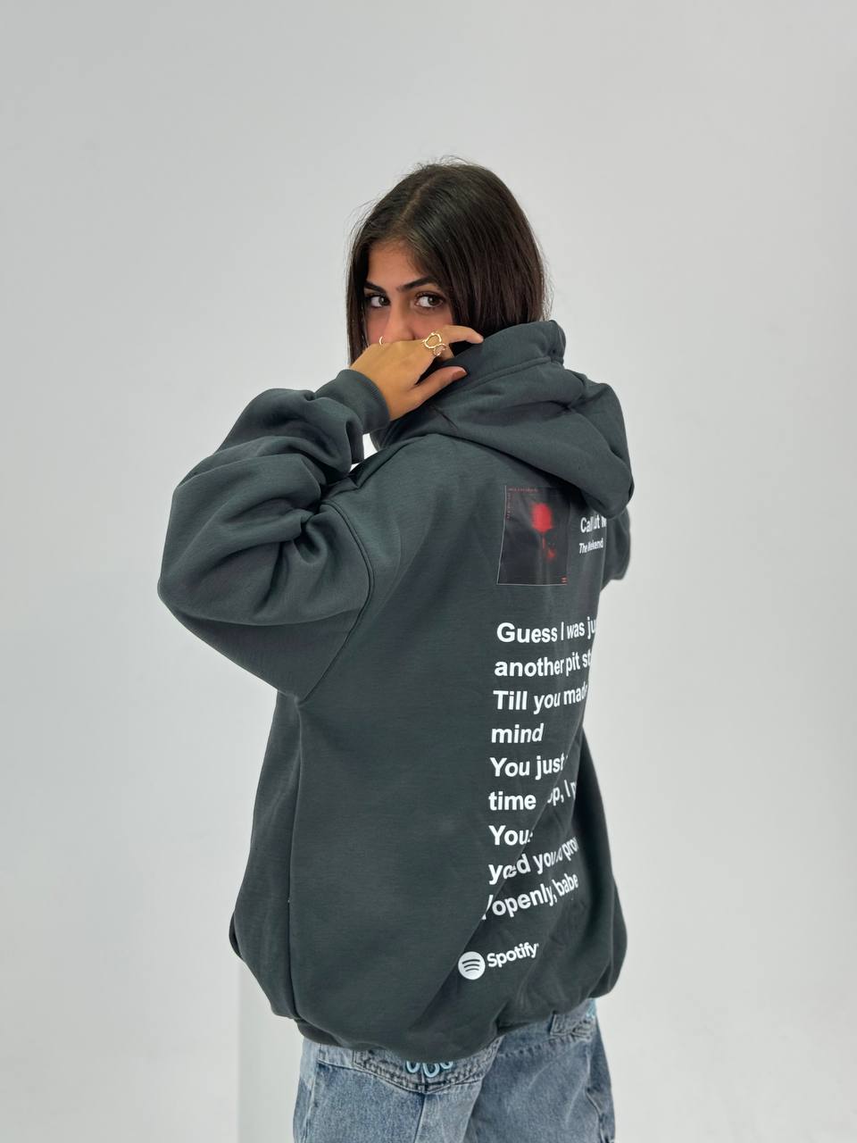 Oversized printed hoodie ( call out )